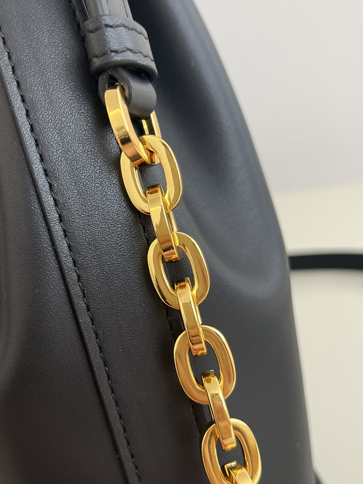 C'est Series, Medium, Detachable Chain Shoulder Strap, Size: 24*10*24.5cm