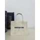 Small Tote Early Spring Series, Romantic Butterfly Embroidery Pattern, Size: 26*8*22cm