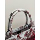 Medium Tote New Year Love Series, White and Red Interlocking Heart Embroidery Pattern, Size: 36*18*28cm  