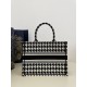 Medium Tote Houndstooth Series, Size: 36*18*28cm  