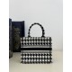 Small Tote Houndstooth Series, Size: 26*8*22cm  