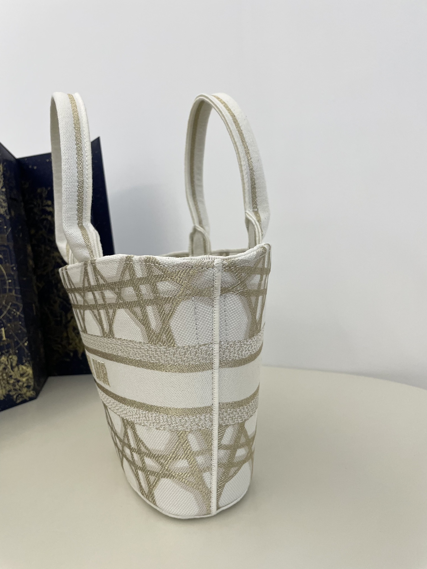 Basket Tote Spring/Summer Series, Size: 24*11*20cm