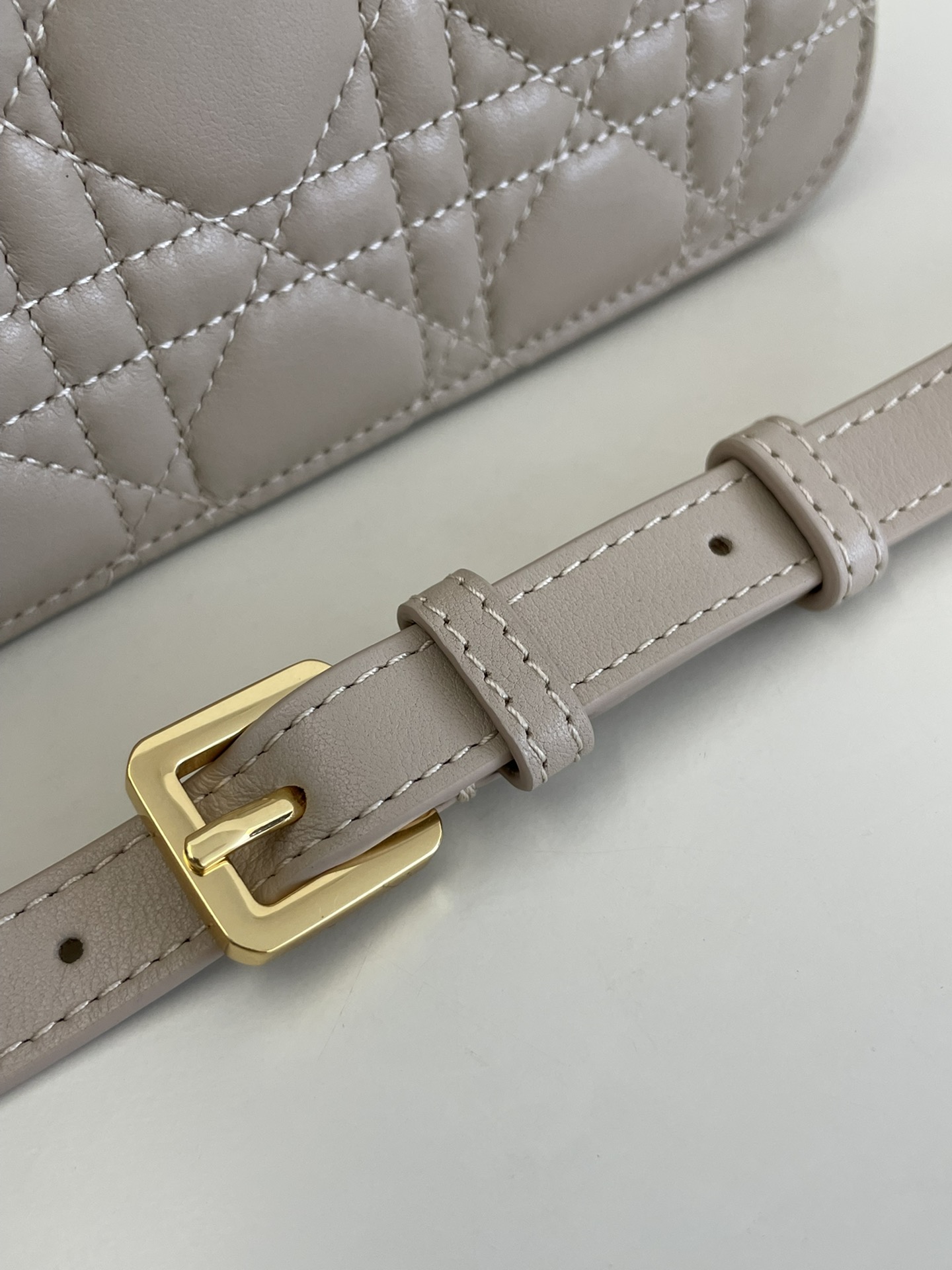 Small Jolie Pearl Chain Bag Series, Cowhide, Size: 19*6*12cm