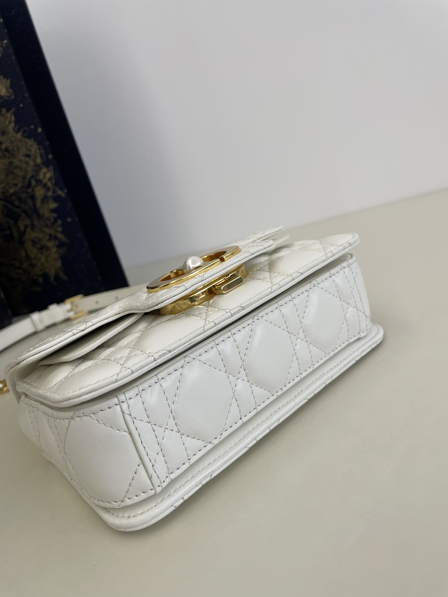 Small Jolie Pearl Chain Bag Series, Cowhide, Size: 19*6*12cm