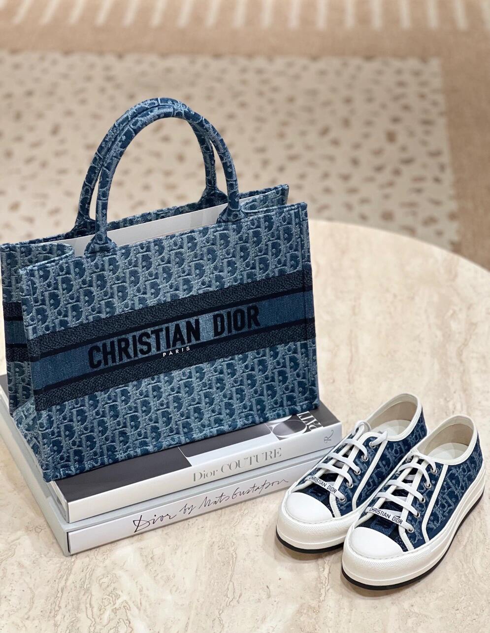 Denim Gradient Medium Tote Series, Size: 36*16*28cm