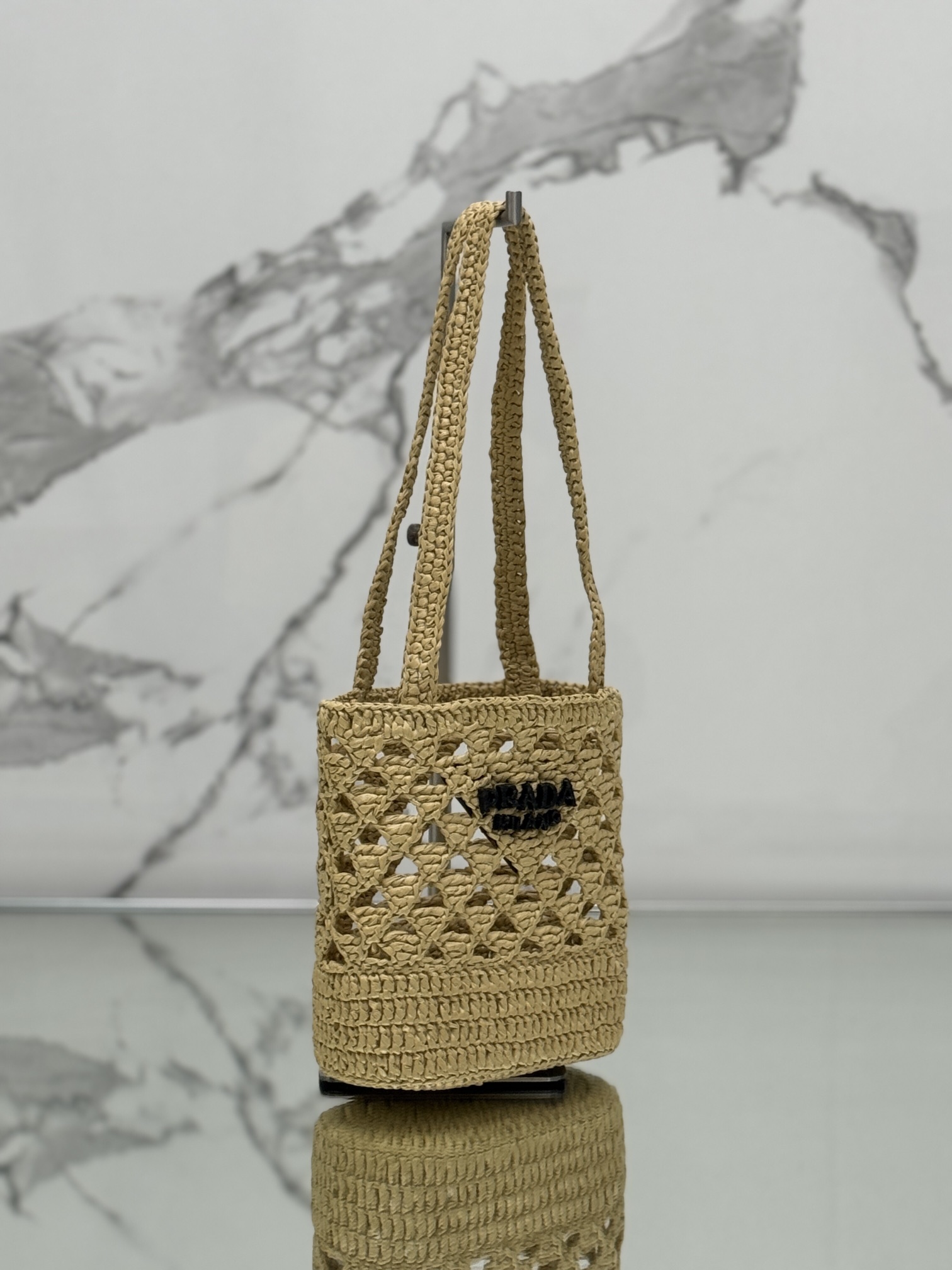 Lafite Grass Tote Bag Handcrafted with Lafite Grass, Style No: 1BG494