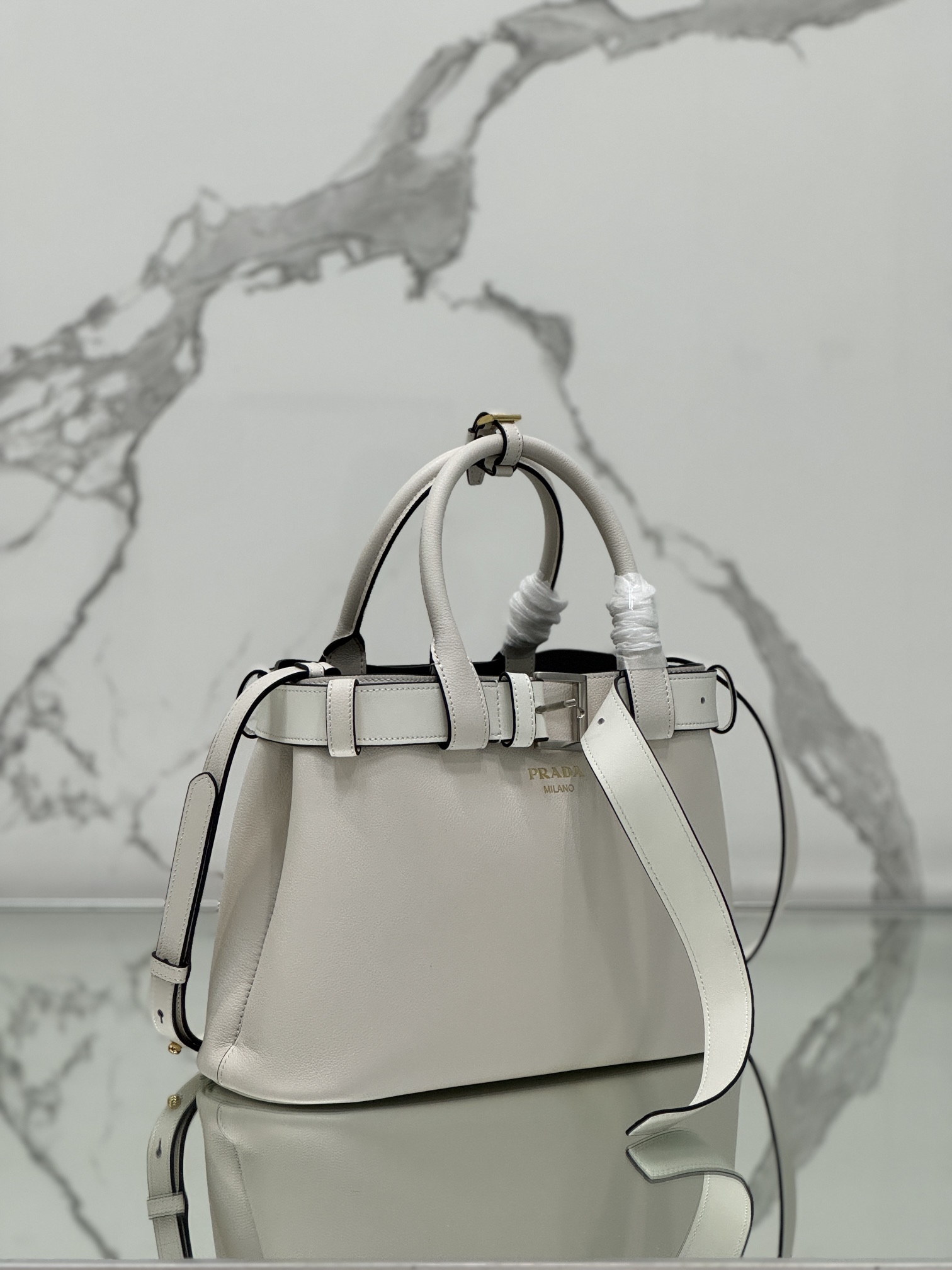 Drawstring Handbag (Small) DoubleBag Shopping Bag Double Series Imported Cowhide, Sheepskin Lining, Style Number: 1BA434