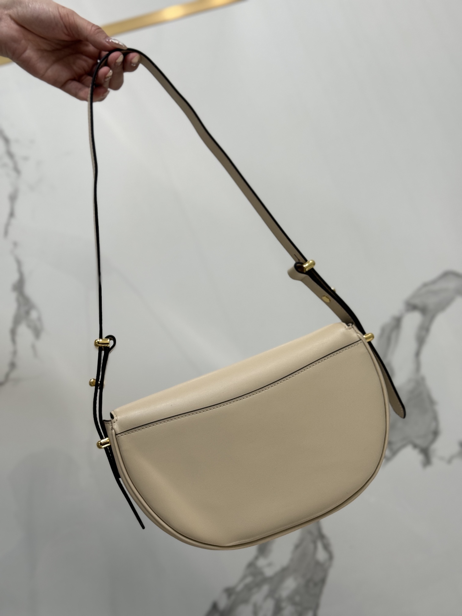 Moon Handbag Cowhide Interior with Imported Kid Leather, Style Number: 1BD365