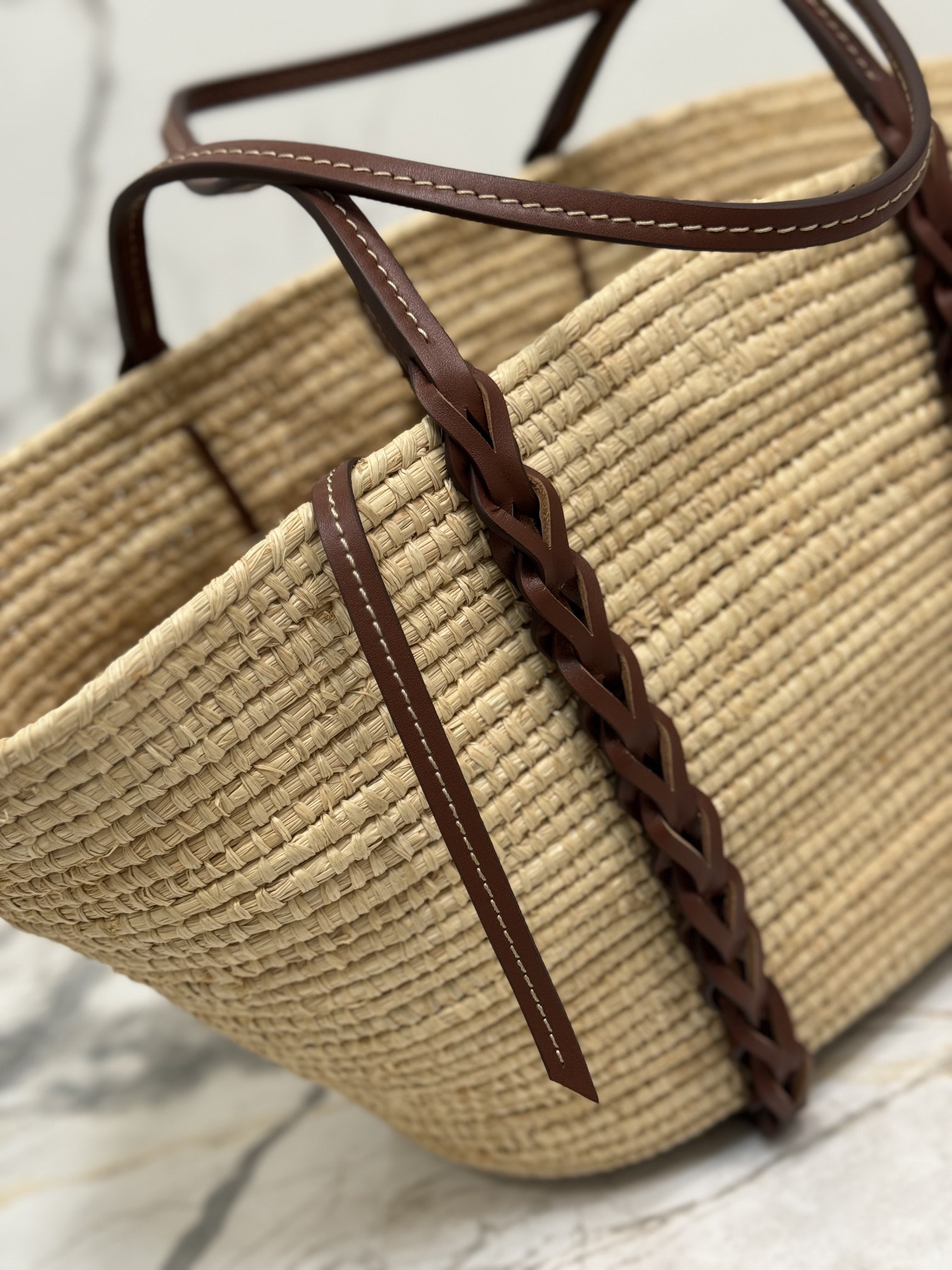 Straw Bag Cowhide Trim Cornstalk Weave Shoulder Strap, Style Number: 1BG312