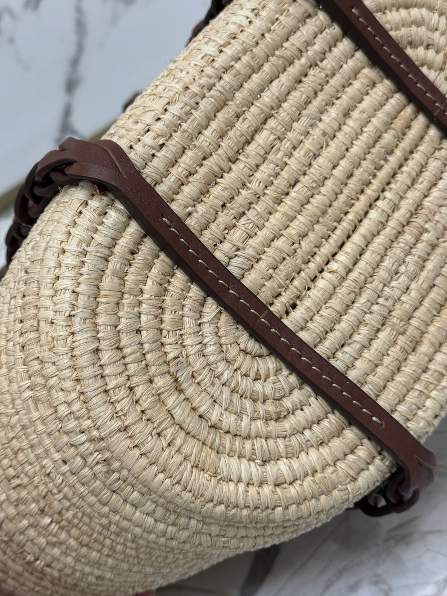 Straw Bag Cowhide Trim Cornstalk Weave Shoulder Strap, Style Number: 1BG312