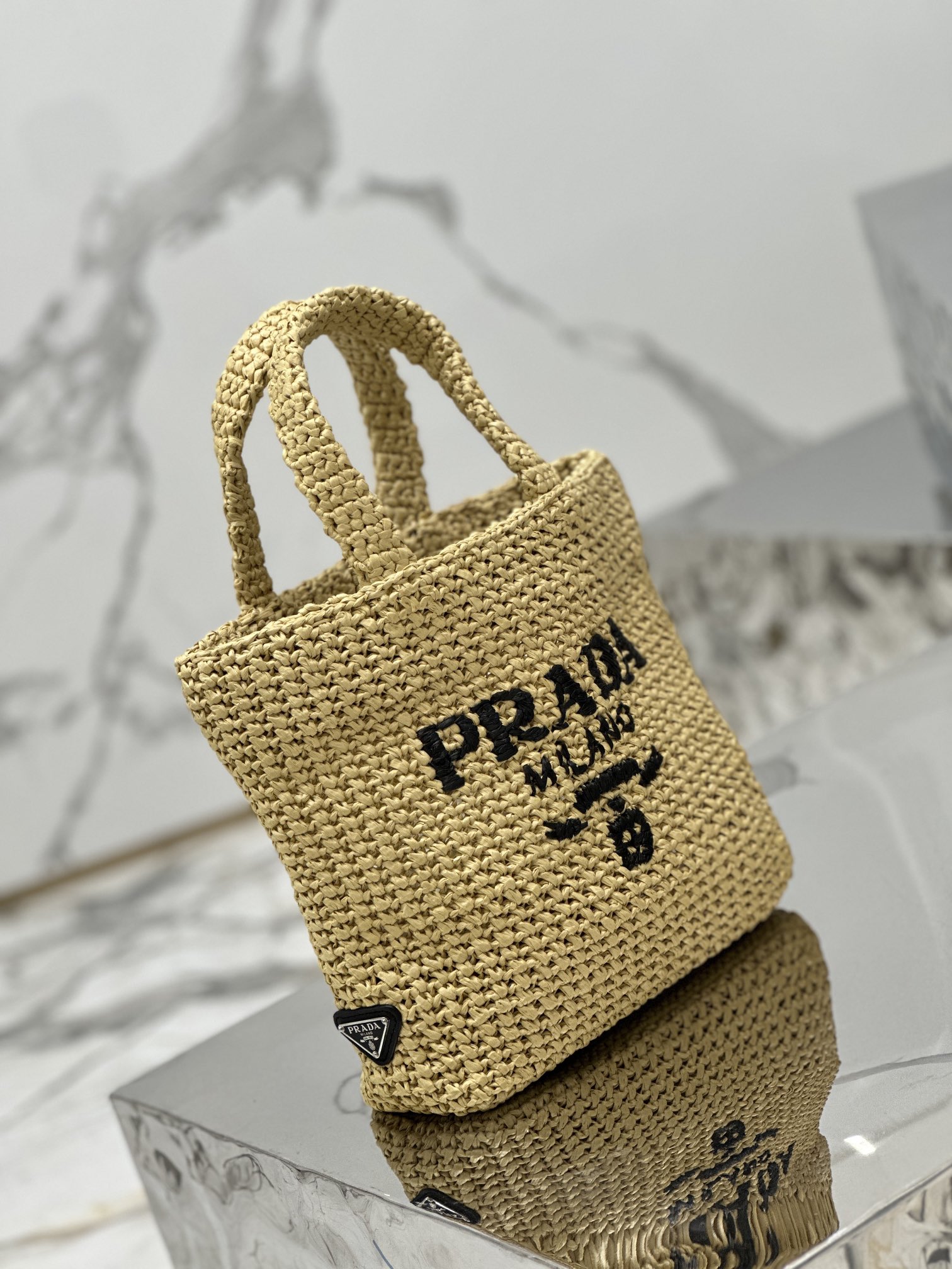 Woven Tote Bag (Small) Imported Raffia Design, Style Number: 1BG422