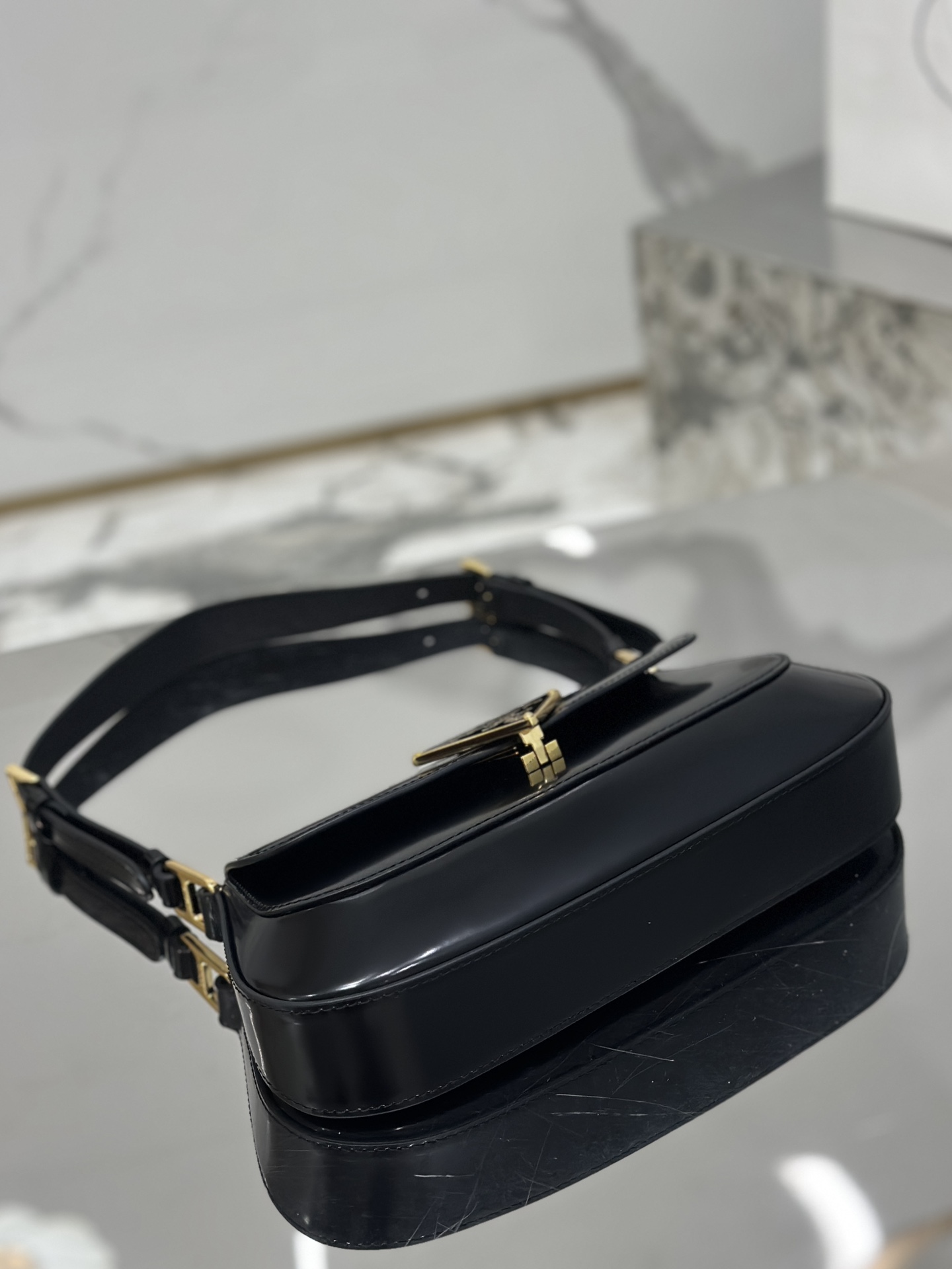 Glossy Flap Shoulder Bag Glossy Calfskin, Style Number: 1BD345