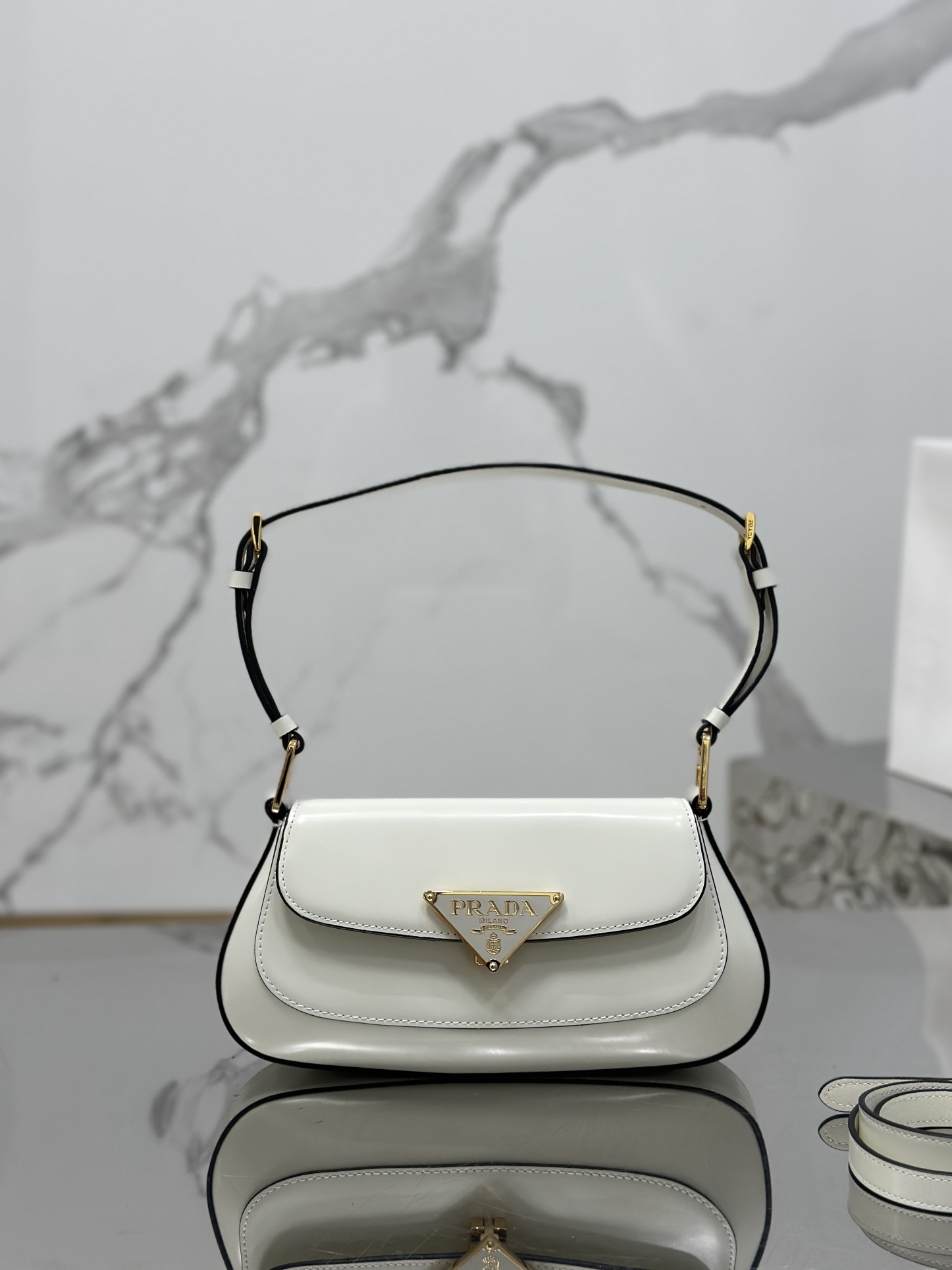 Glossy Flap Shoulder Bag Glossy Calfskin, Style Number: 1BD345