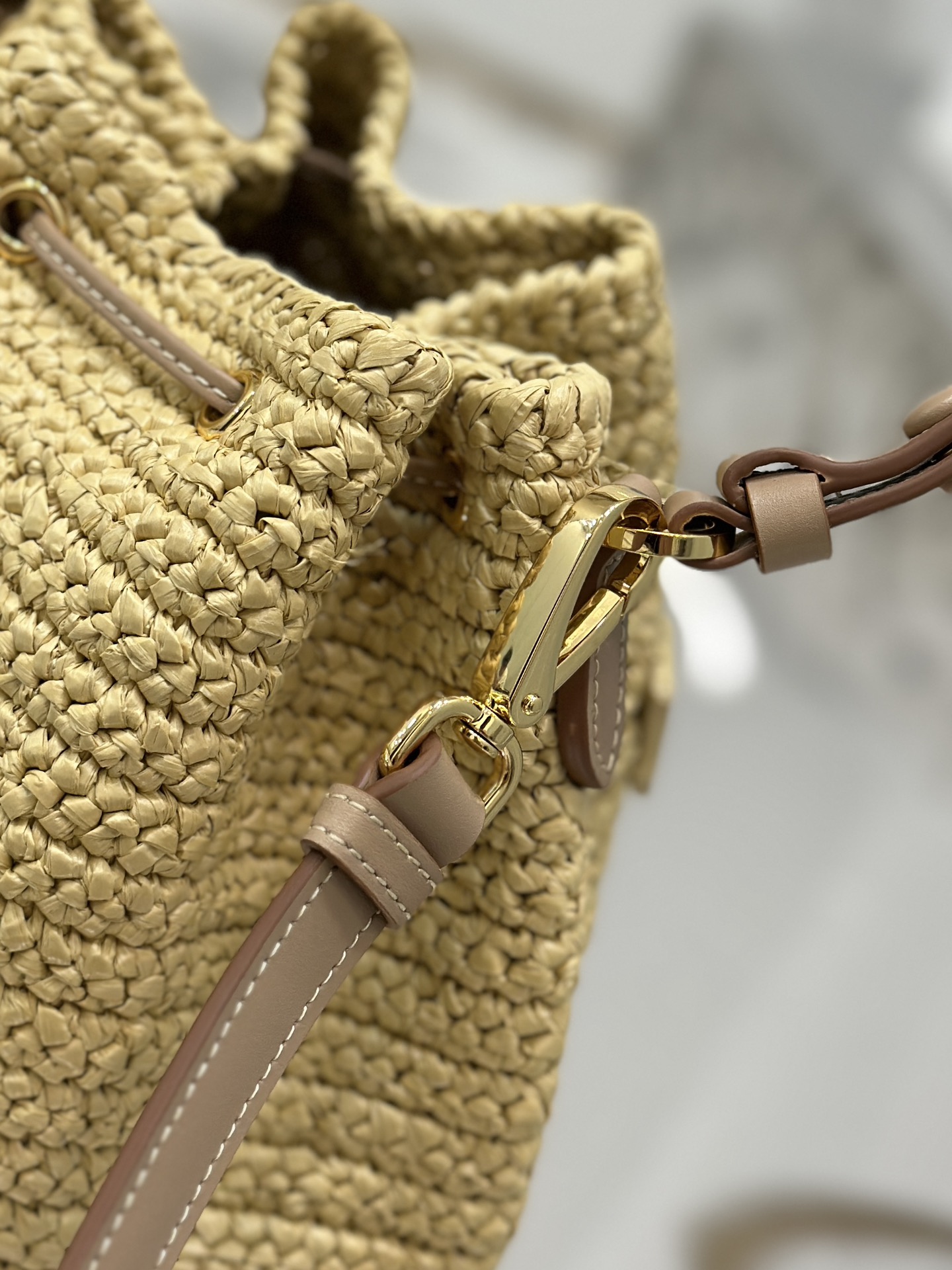 Woven Drawstring Bucket Bag Raffia Weave, Style Number: 1BE068