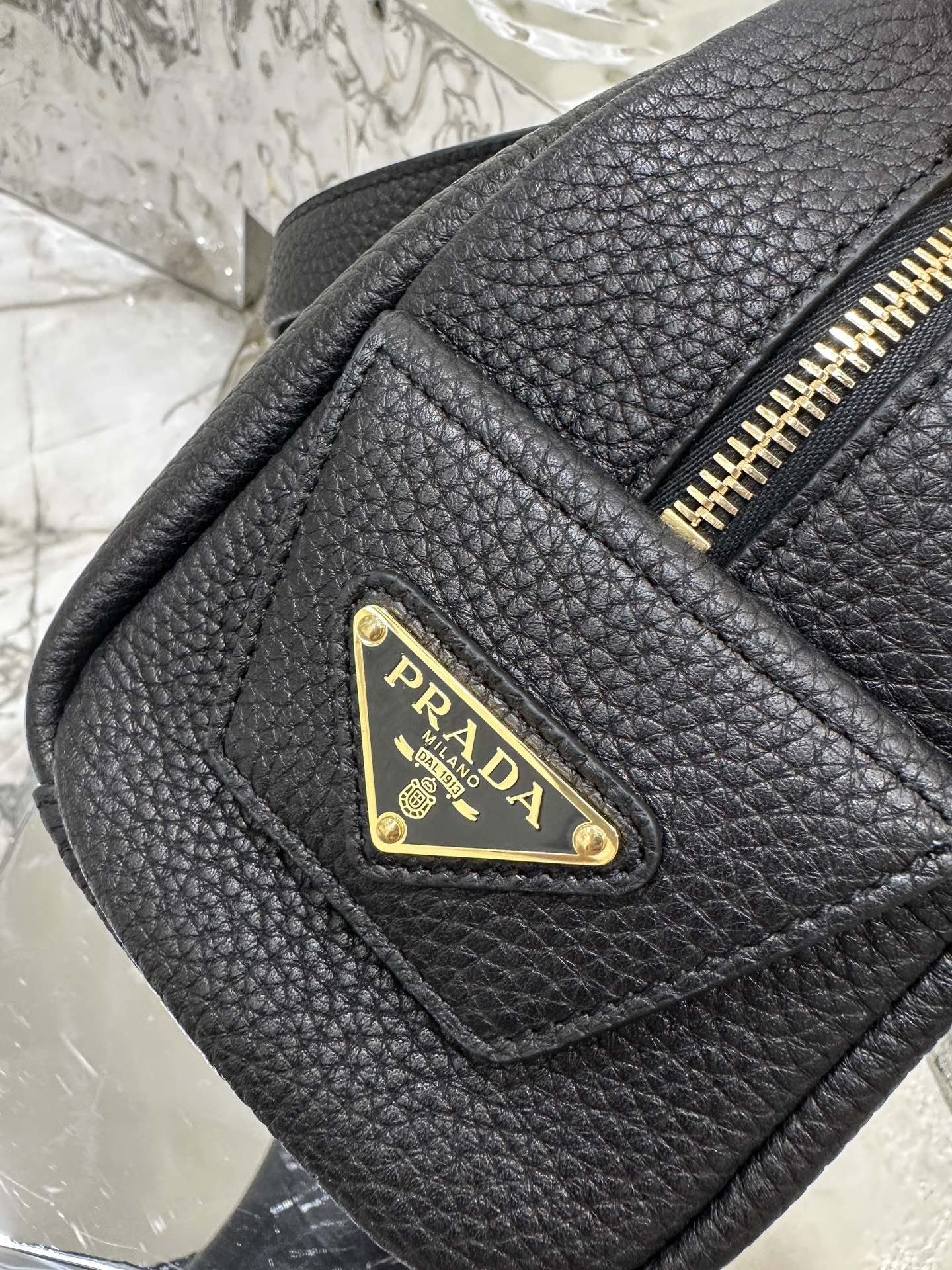 Embossed Logo Medium Size Imported Calfskin, Style Number: 1BH078