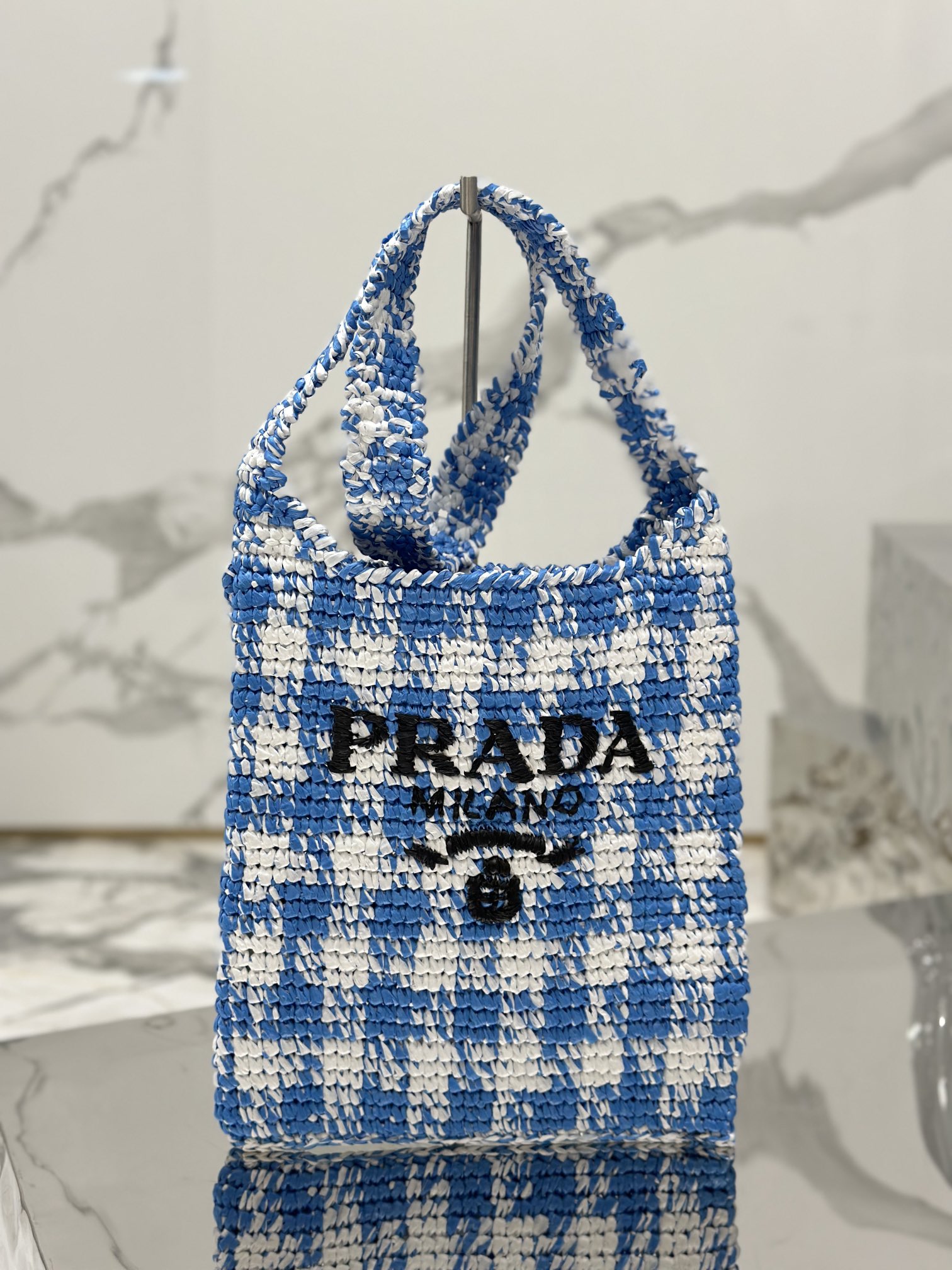 Woven checkered tote bag (small size), handmade raffia weaving. Model No: 1BC184  