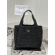 Diamond pattern tote bag (large size), made of imported lamb leather. Model No: 1BG449  