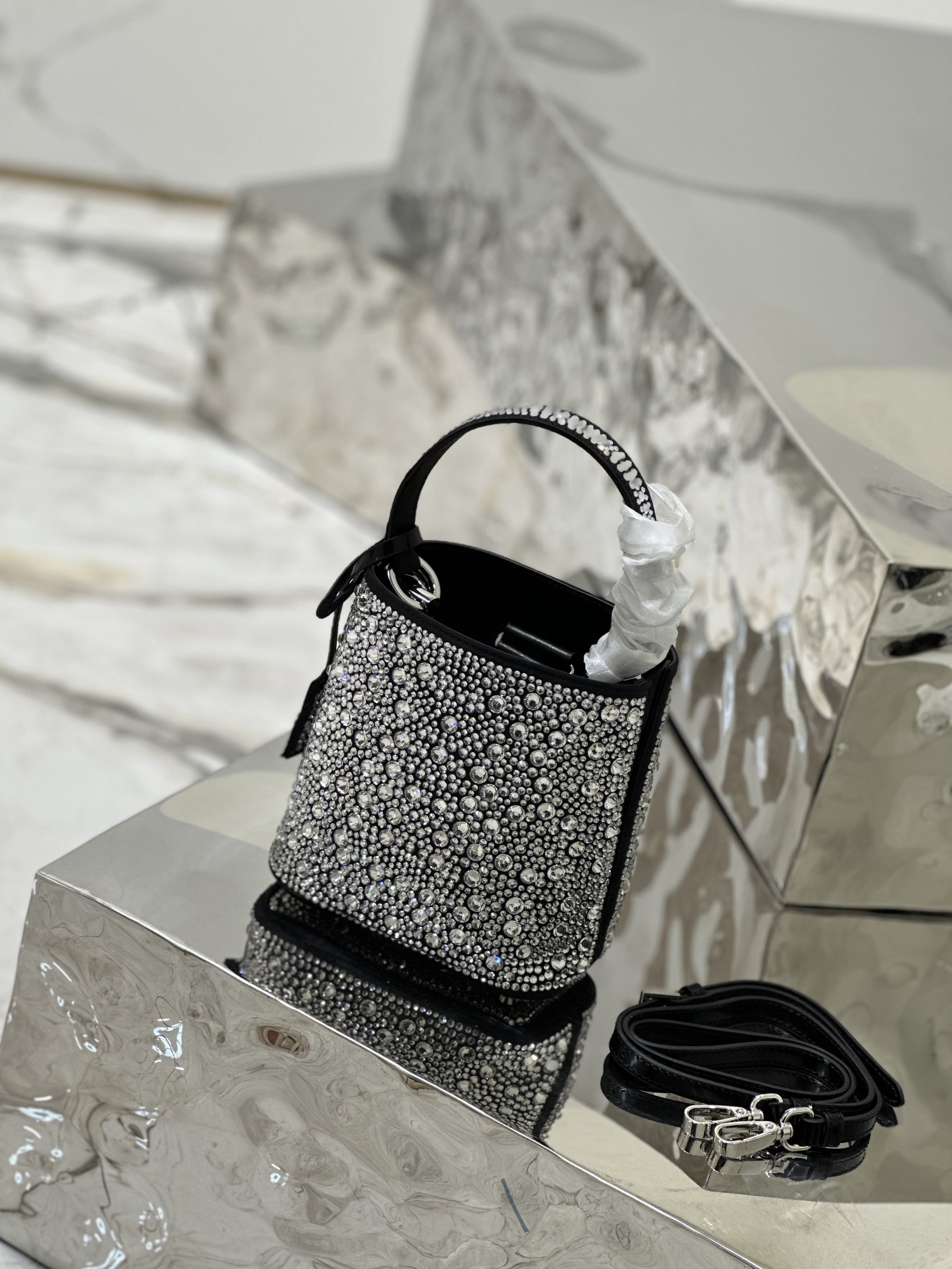 Starry sky bucket bag, Panier handbag fully covered with imitation crystal. Model No: 1BA373  