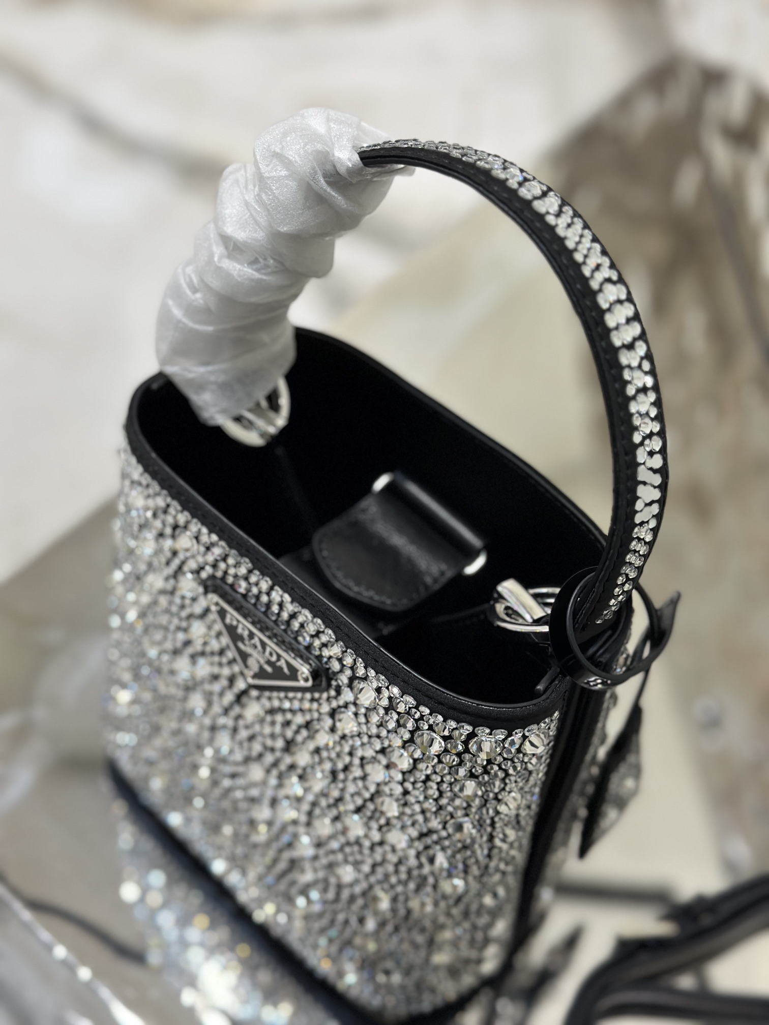 Starry sky bucket bag, Panier handbag fully covered with imitation crystal. Model No: 1BA373  