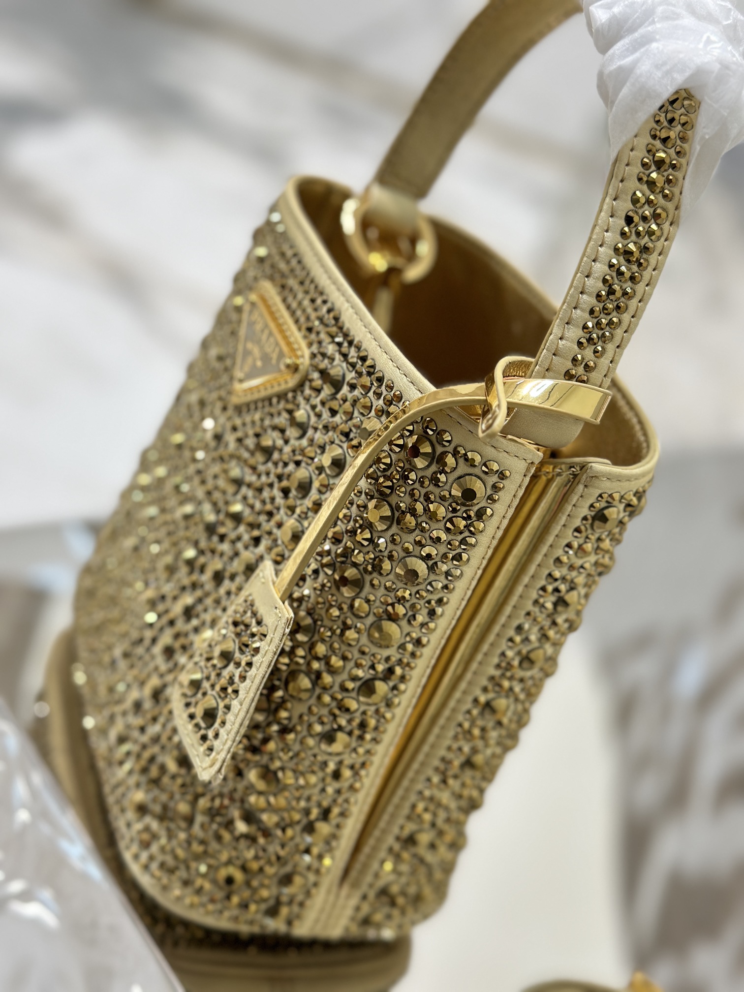 Starry sky bucket bag, Panier handbag fully covered with imitation crystal. Model No: 1BA373  