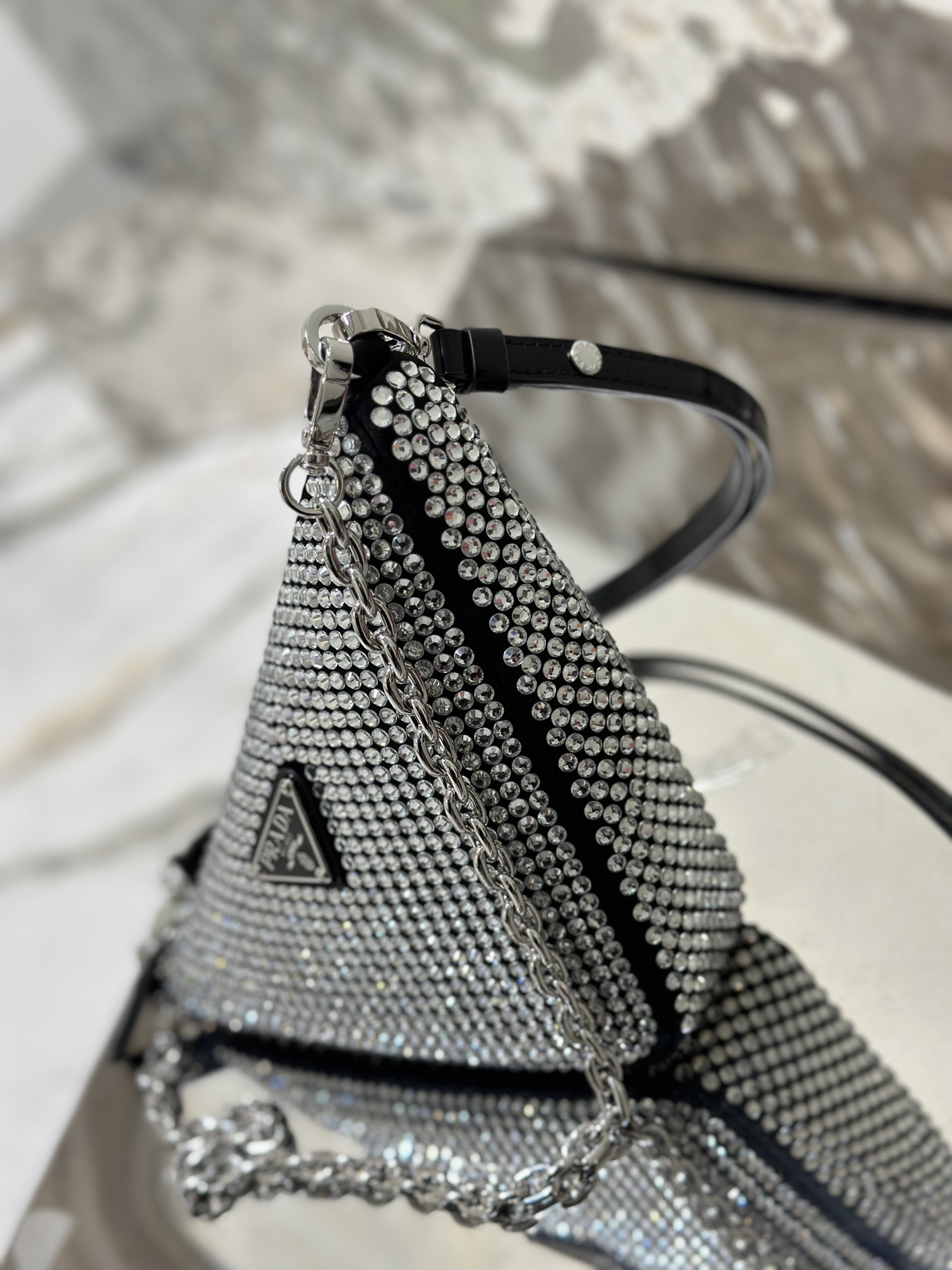 Triangle diamond bag, adorned with imitation crystal decoration. Model No: 1BC190