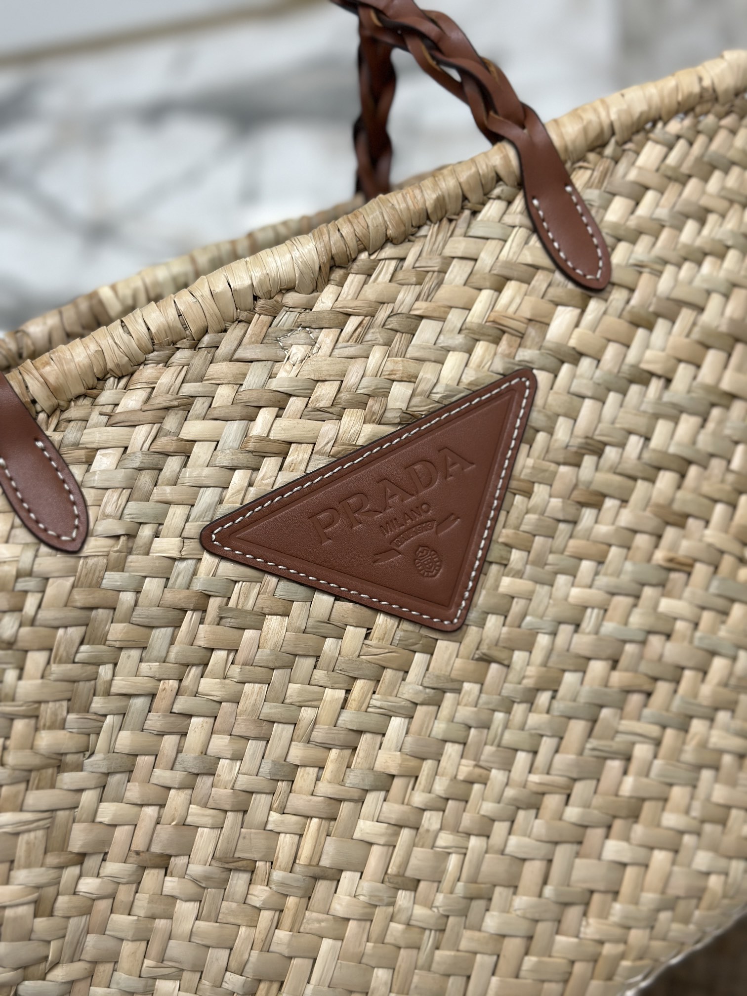 Basket bag, woven with raffia. Model No: 1BG314  