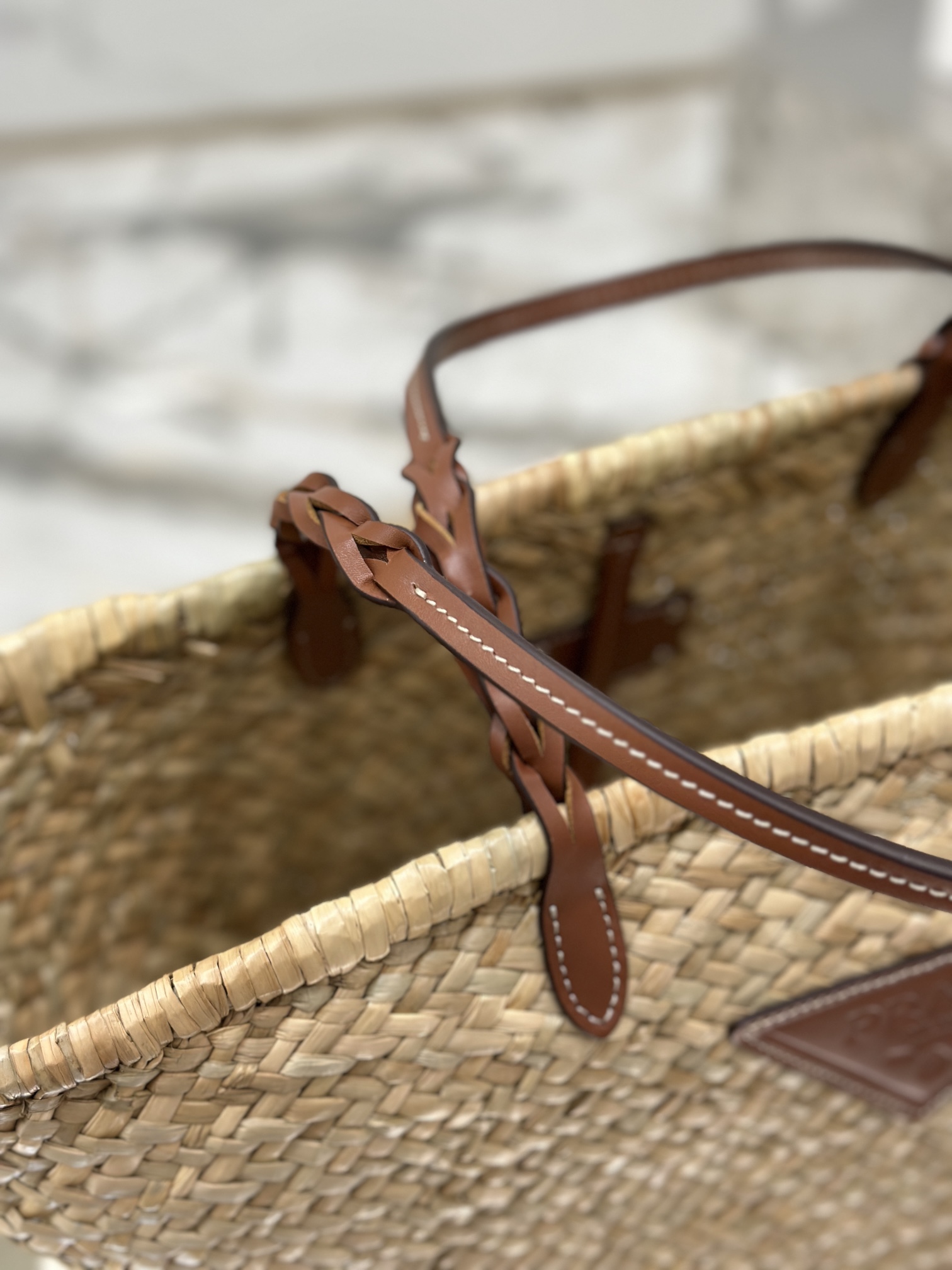 Basket bag, woven with raffia. Model No: 1BG314  