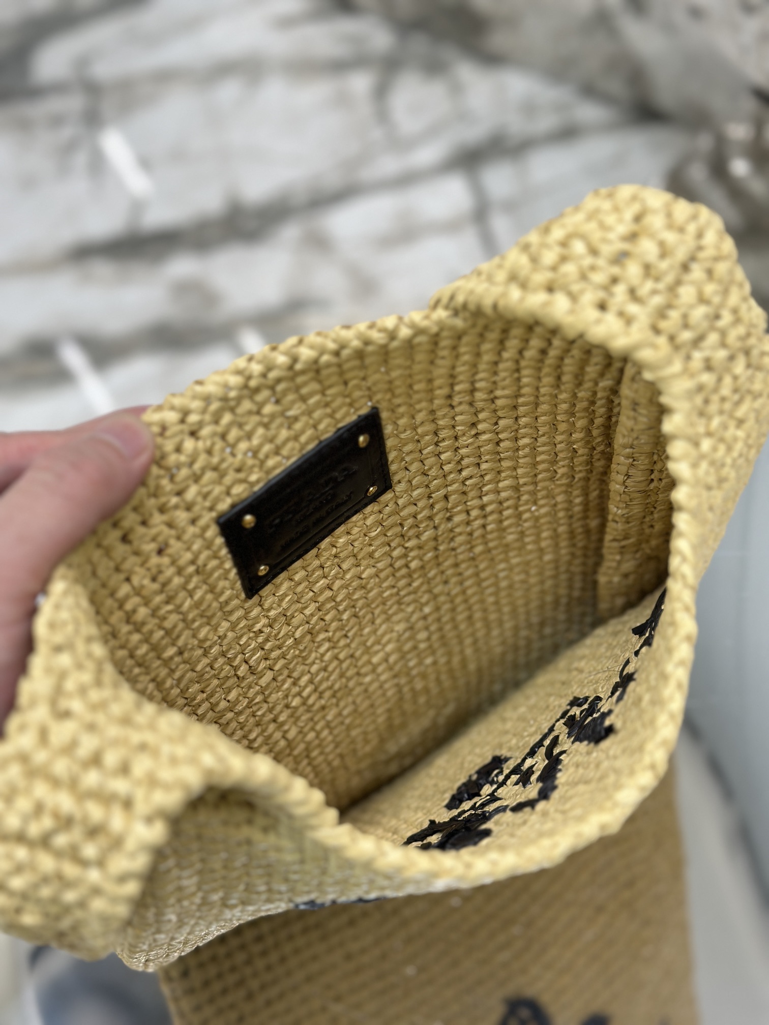 Woven tote crossbody bag (small), handmade with raffia weaving, model number: 1BC184  