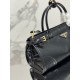 SoftLux handbag (short handle), model number: 1BA426  