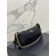 Oil wax leather armpit bag Imported oil wax leather Style No: 1BC221