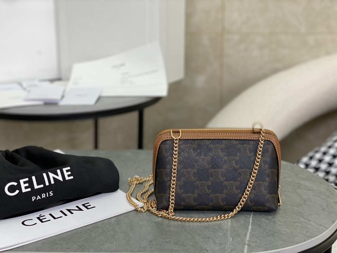 CELINE | Chain Shell Bag