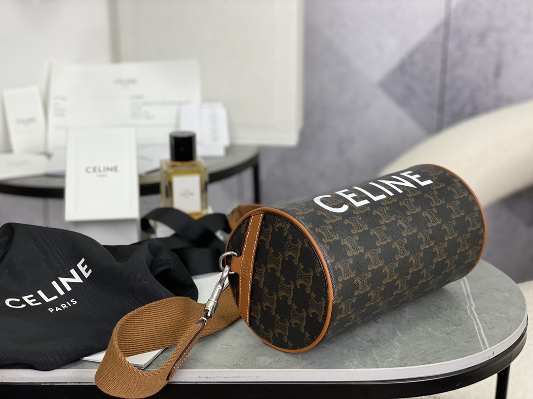 CELINE | TRIOMPHE Cylinder Bag