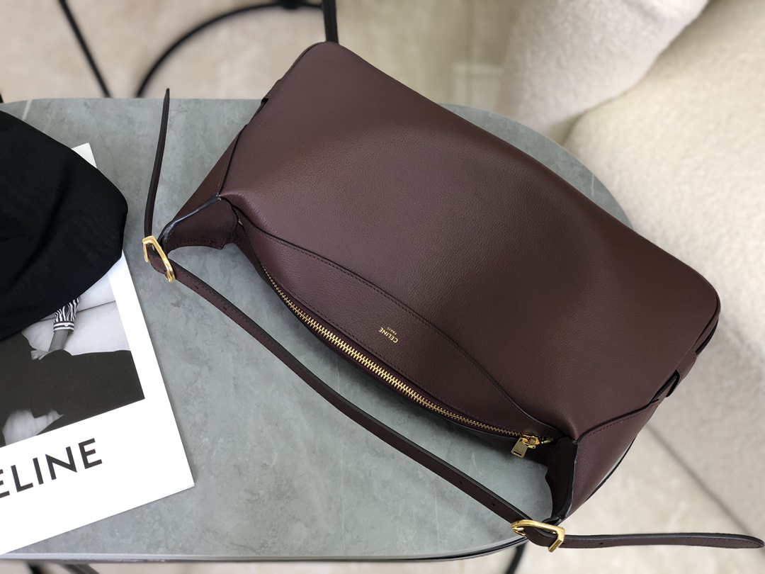 CELINE | Romy New Underarm Bag, Outer Skin Made of Cowhide Grained Leather