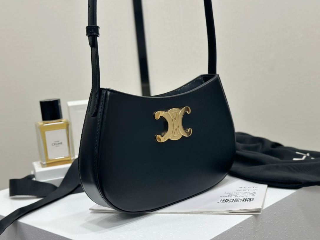 CELINE | TILLY Medium Black Cowhide Leather Handbag, Cowhide Leather, Sheepskin Lining