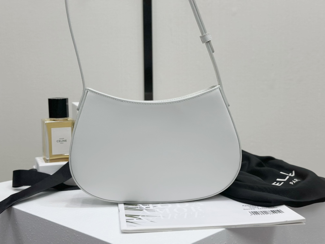 CELINE | TILLY Medium White Cowhide Leather Handbag, Cowhide Leather, Sheepskin Lining