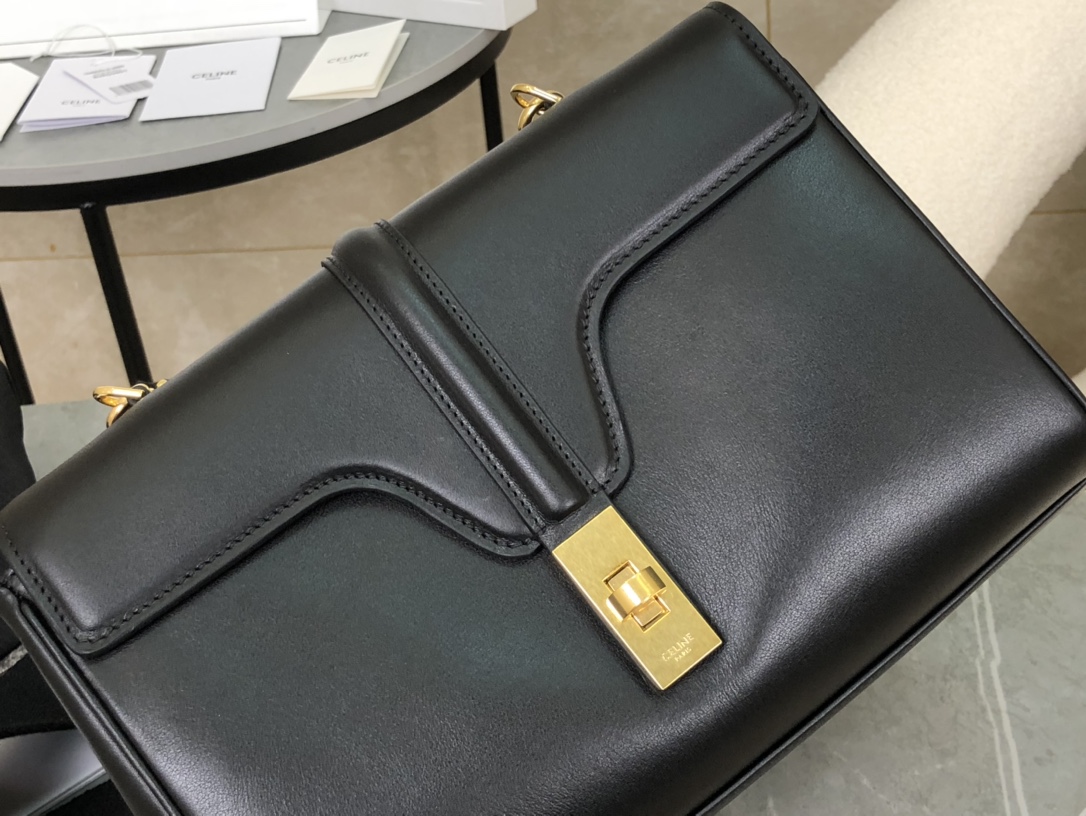 CELINE | TEEN SOFT 16, Small Cowhide Bag