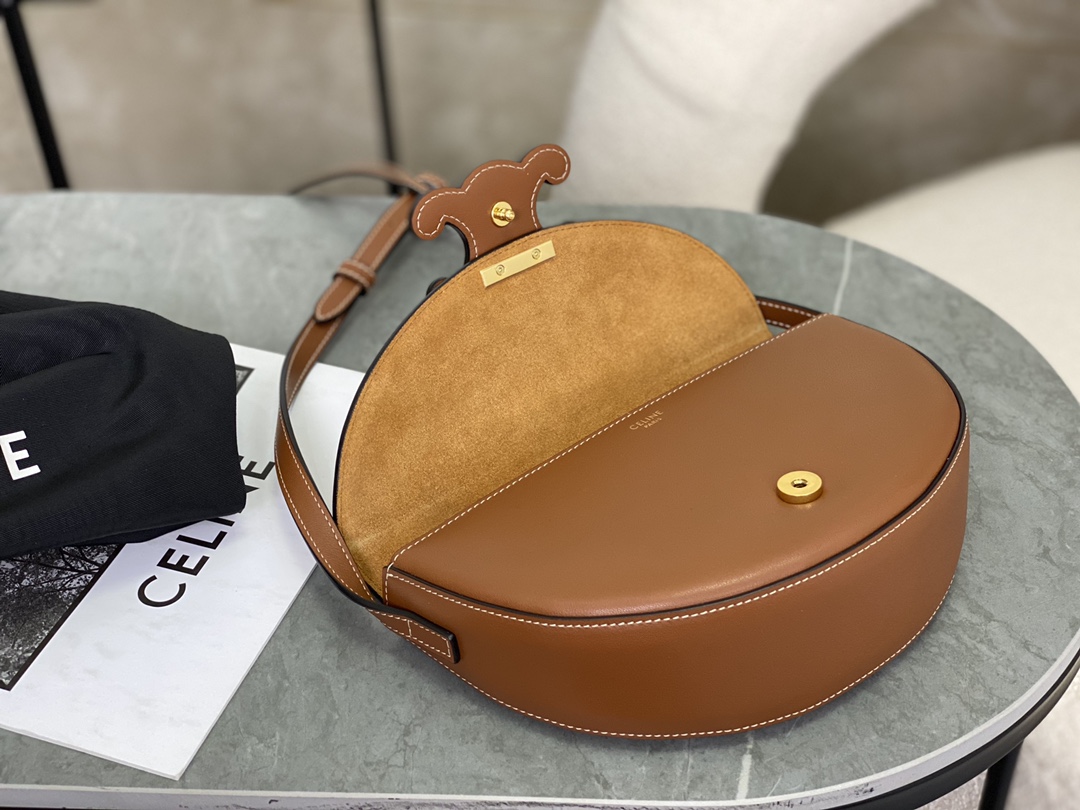 CELINE | Embossed Half Moon Saddle, Pure Leather without Metal Decorations