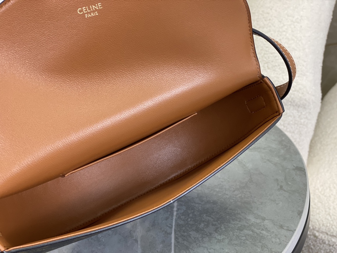 CELINE | Embossed Half Moon Saddle, Pure Leather without Metal Decorations