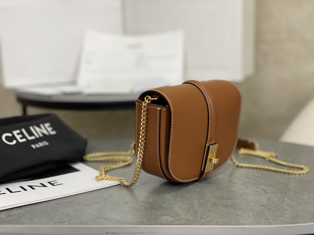 CELINE | Crossbody Chain Wallet