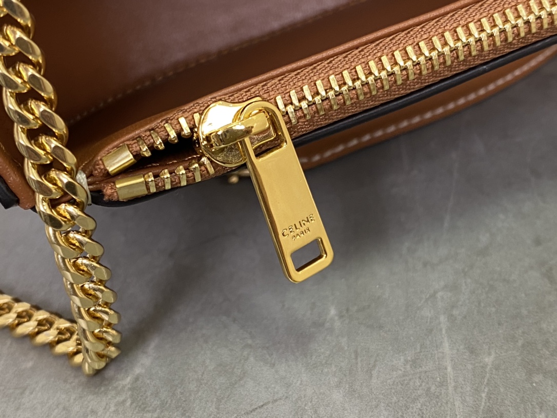 CELINE | Crossbody Chain Wallet