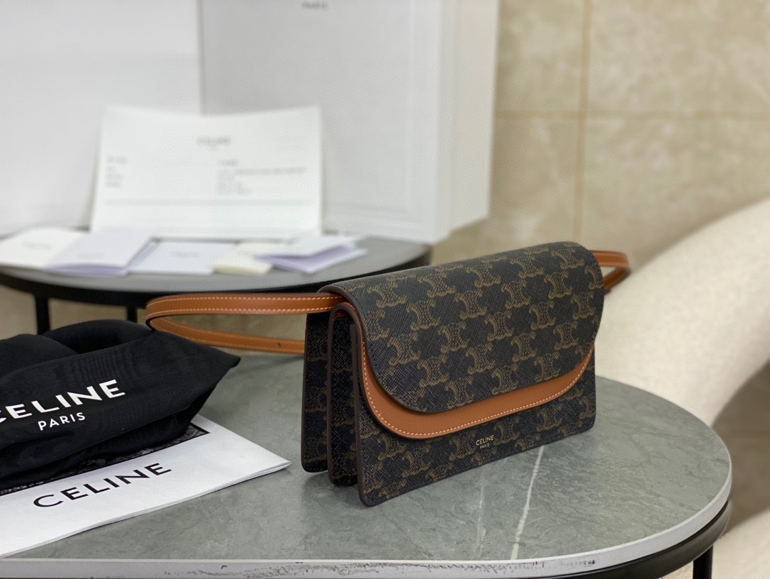 CELINE | Classic WOC Monogram Black