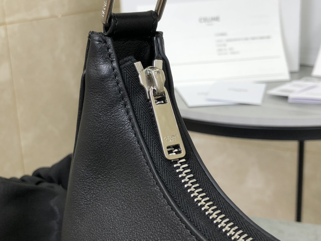 CELINE | AVA Full Leather Underarm Bag