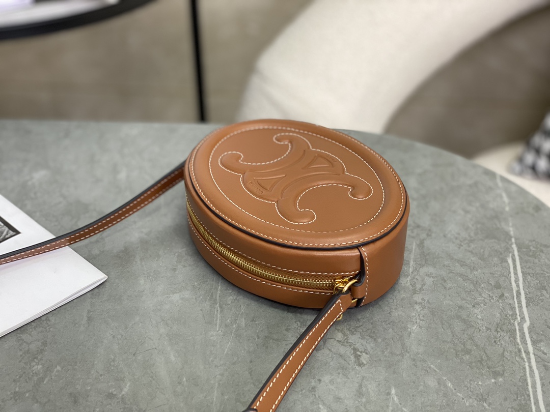 CELINE | Small Crossbody Mooncake Bag