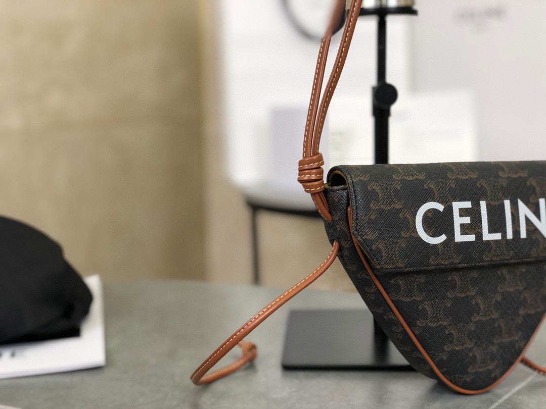 CELINE | TRIANGLE BAG Triangle Bag