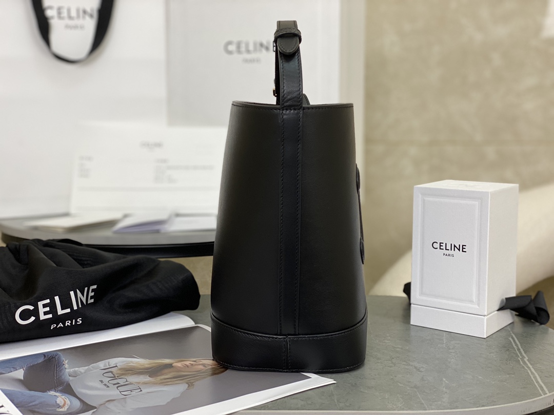 CELINE | CUIR TRIOMPHE Full Leather Small Barrel, Imported Original Cowhide Material