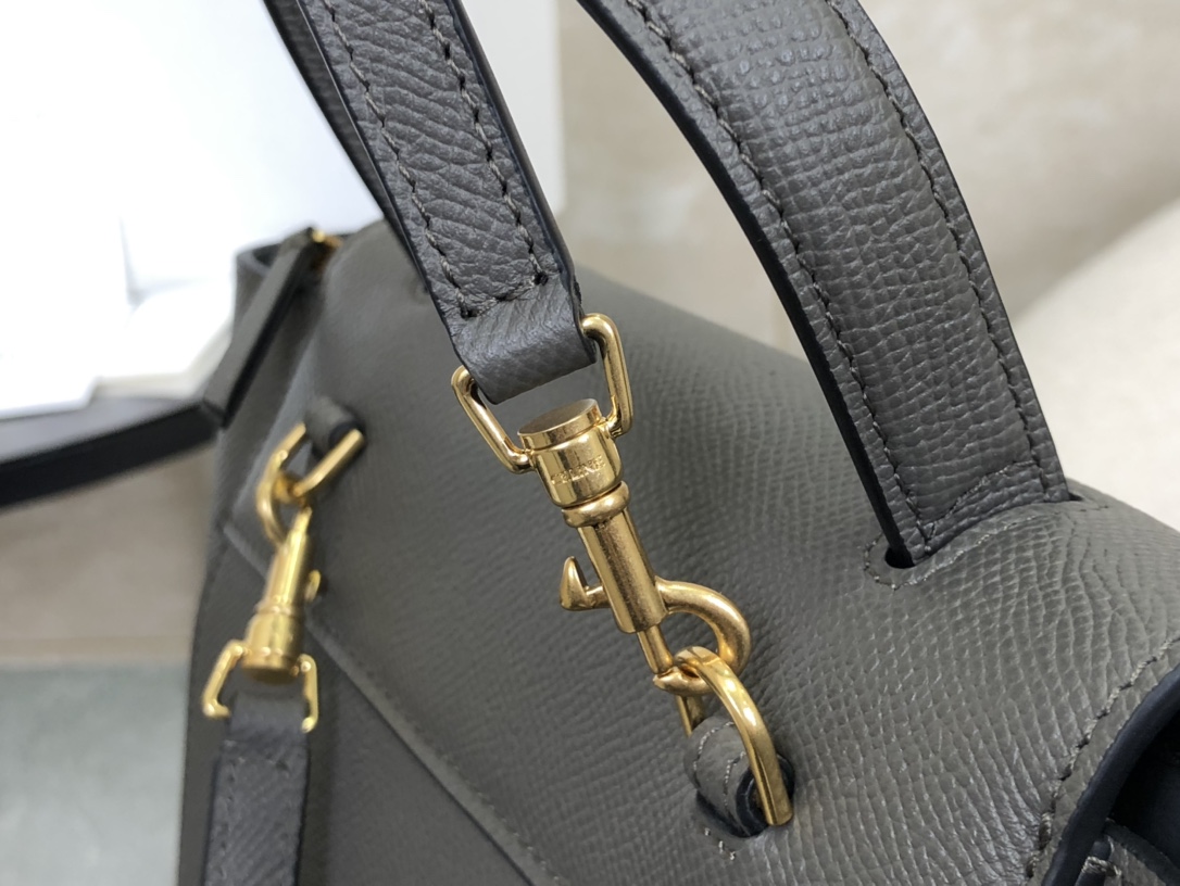 CELINE | Belt Nano, Super Classic Catfish Bag