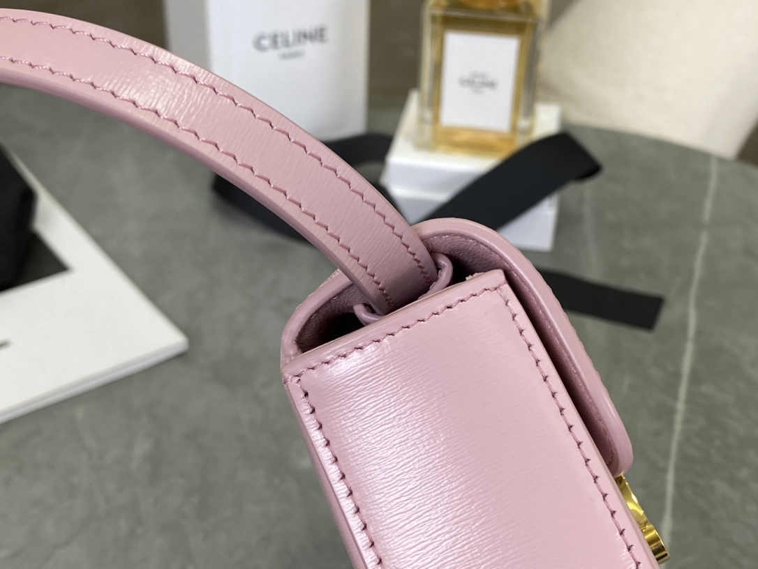 CELINE | TRIOMPHE MINI Chick Yellow 