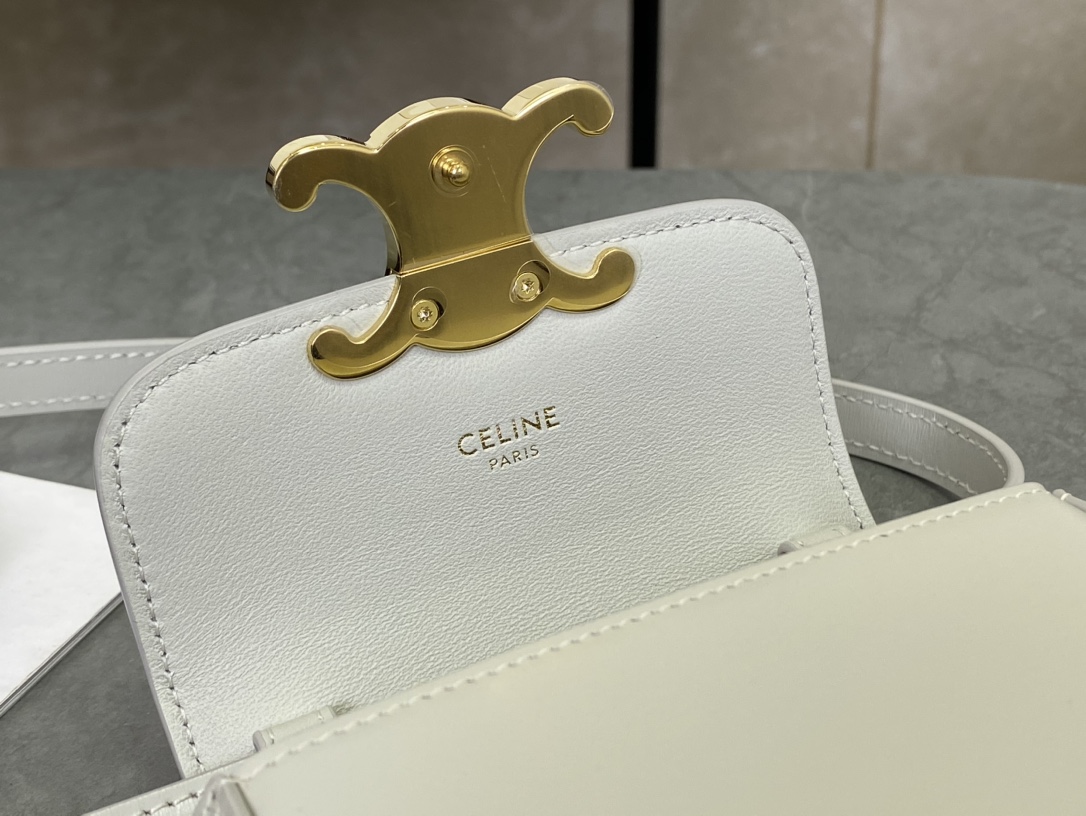 CELINE | TRIOMPHE MINI Chick Yellow 