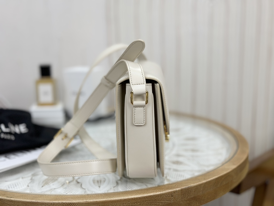 CELINE | Triomphe Ivory White Medium Box