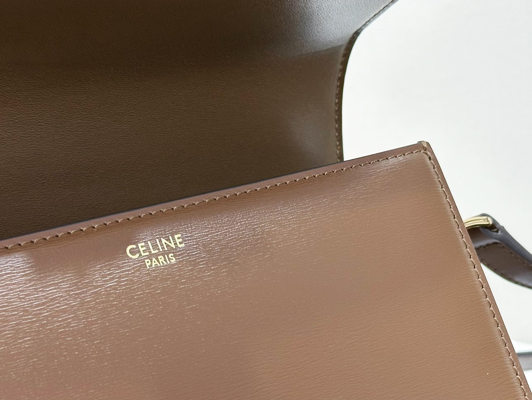 CELINE | Triomphe Khaki Box